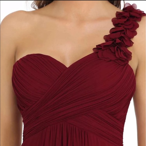 EVER-PRETTY One Shoulder Ruched Bodice Dress Maroon - Picture 4 of 5